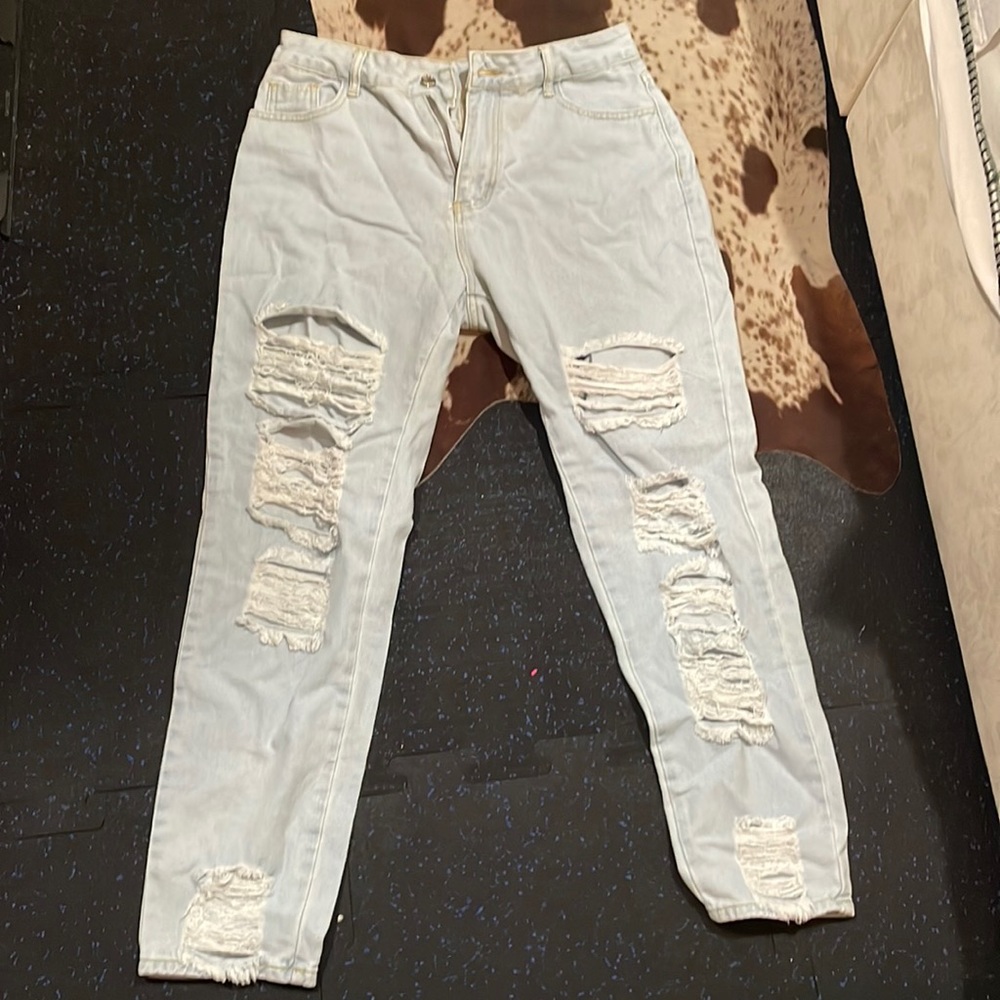 Light Washed Jeans